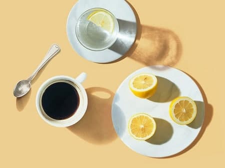 ترکیب لیمو و قهوه و آب جوش | خوردن قهوه با لیمو ترش ناشتا