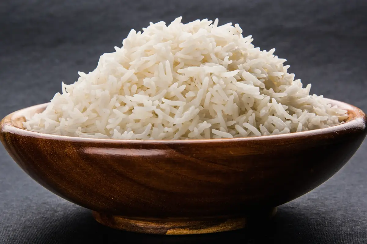 چه کسانی نباید برنج بخورند | چیکار کنم برنج خام نخورم نی نی سایت
