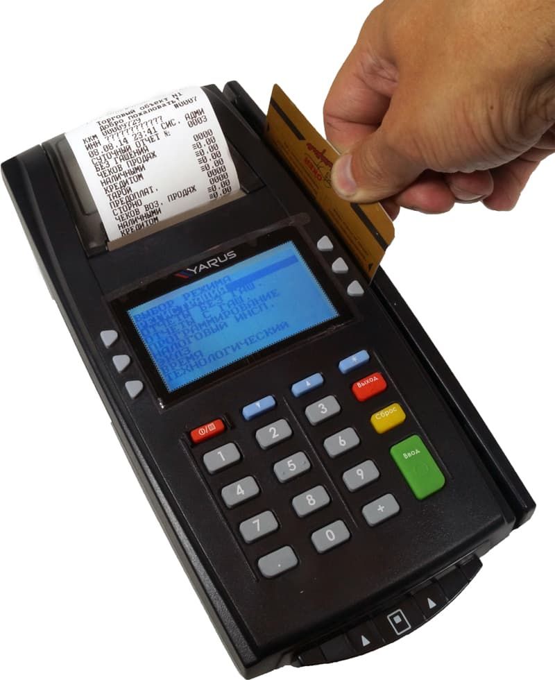 Parts and components that should be checked before buying a card reader